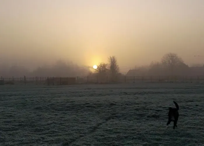 A La Campagne, Au Calme Bed & Breakfast Monterolier